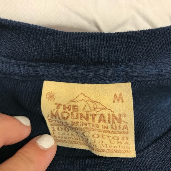 Vintage NEW The Mountain Dragon Fire Blue T-Shirt Old Leather Tag Size M - Picture 4 of 8